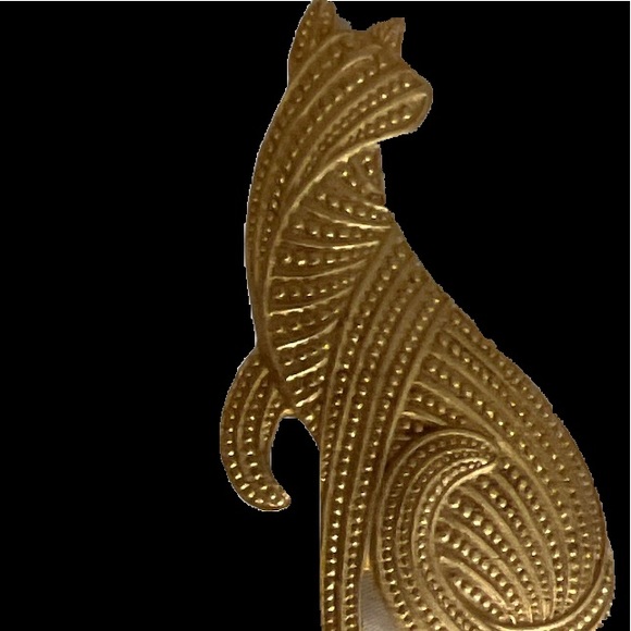 VINTAGE Egyptian Sphinx Cat golden Brooch Bastet Goddess Pin Art Deco Textured - Picture 3 of 7